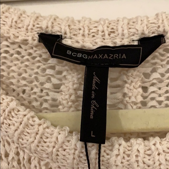 GET FALL READY WITH THIS DARLING SWEATER - Picture 5 of 10